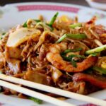 traditional char kway teow
