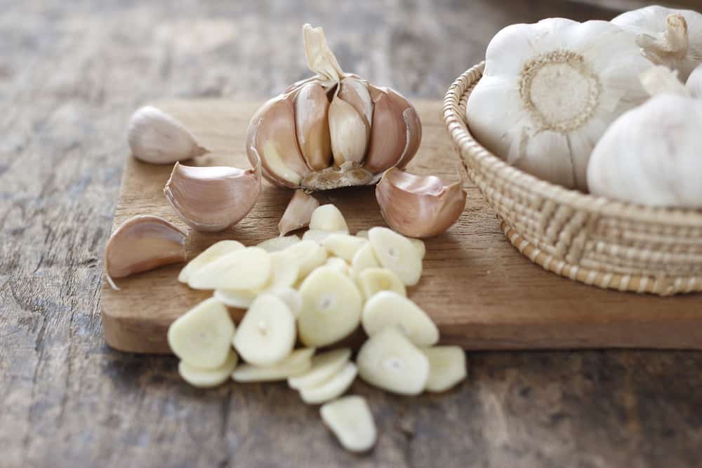 The Ultimate Garlic Guide: Growing, Harvesting & Cooking