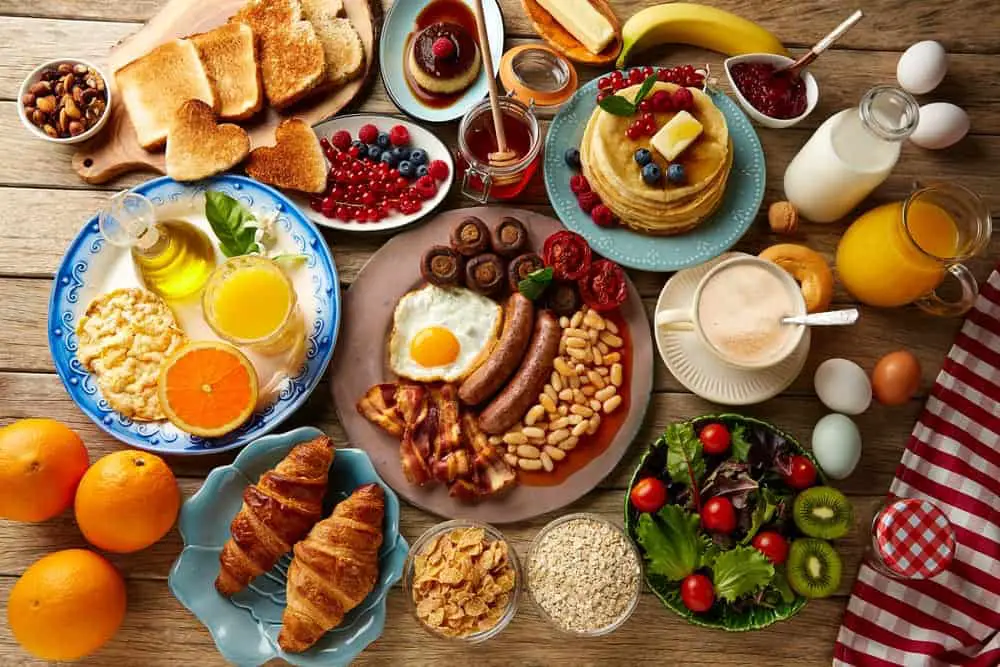 20 Easy Breakfast Sides to Bulk Up Breakfast Time