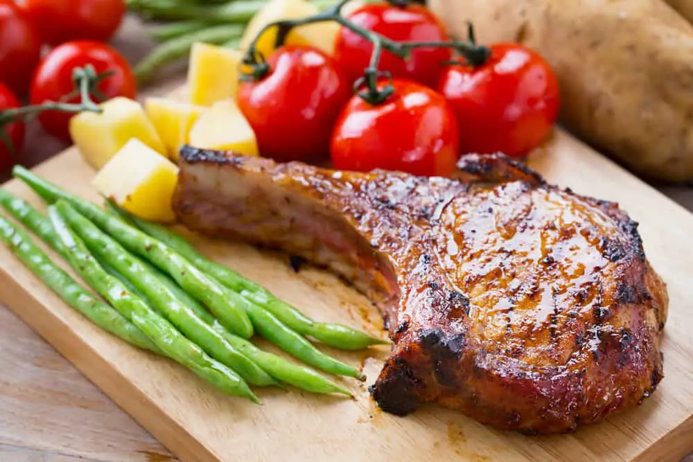 Which Vegetables Should You Have With Pork Chops? 5 Delicious Sides