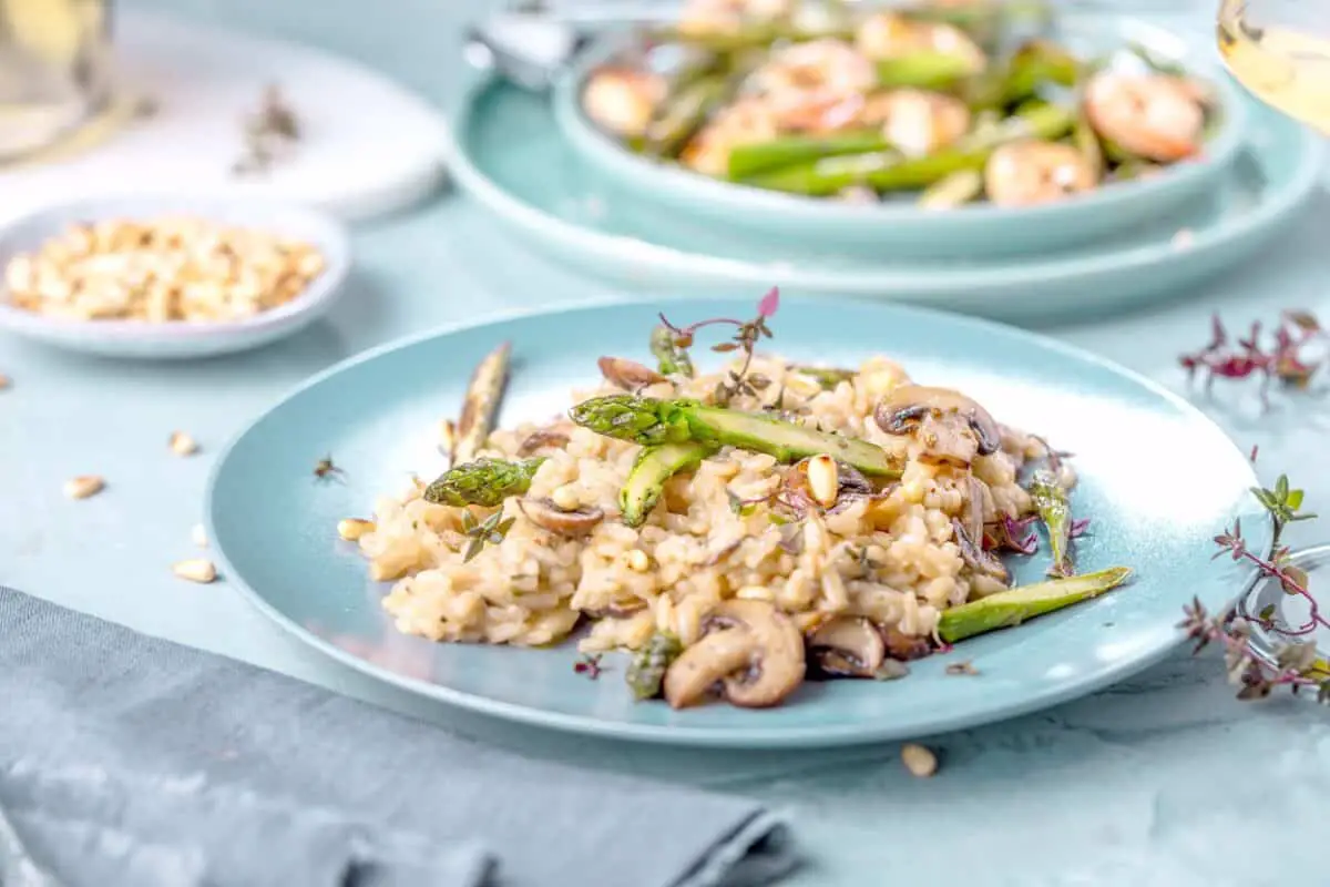 How to Make Mushroom and Asparagus Risotto