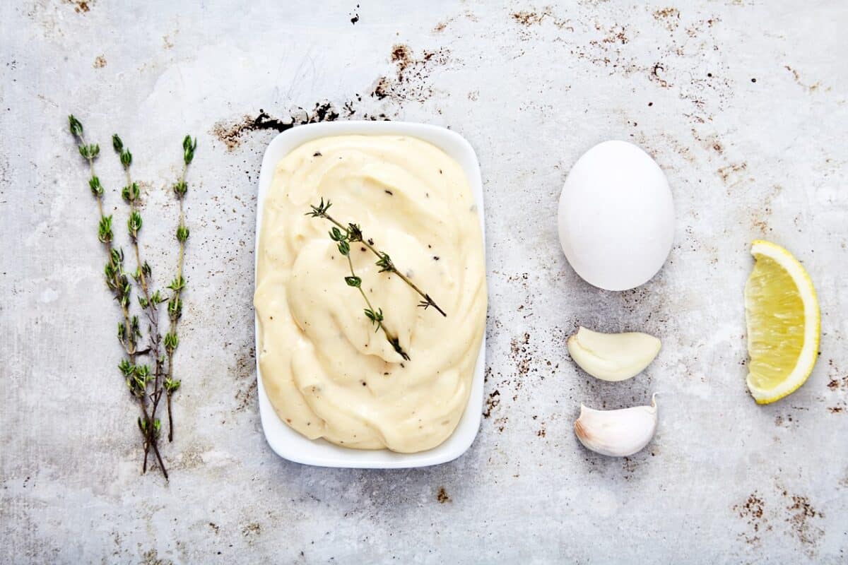 How to Make Garlic Butter Sauce