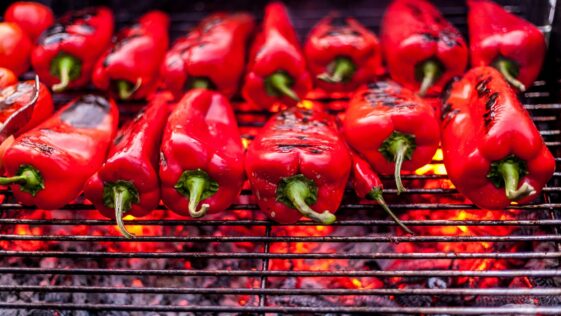 roasted pepper on grill