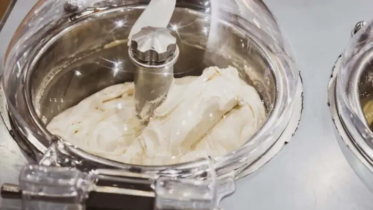 How to Make Homemade Ice Cream with an Electric Maker