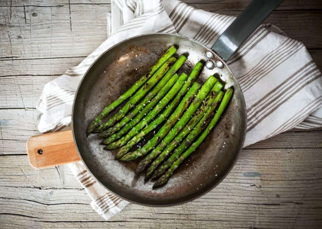 How To Cook Asparagus In A Pan