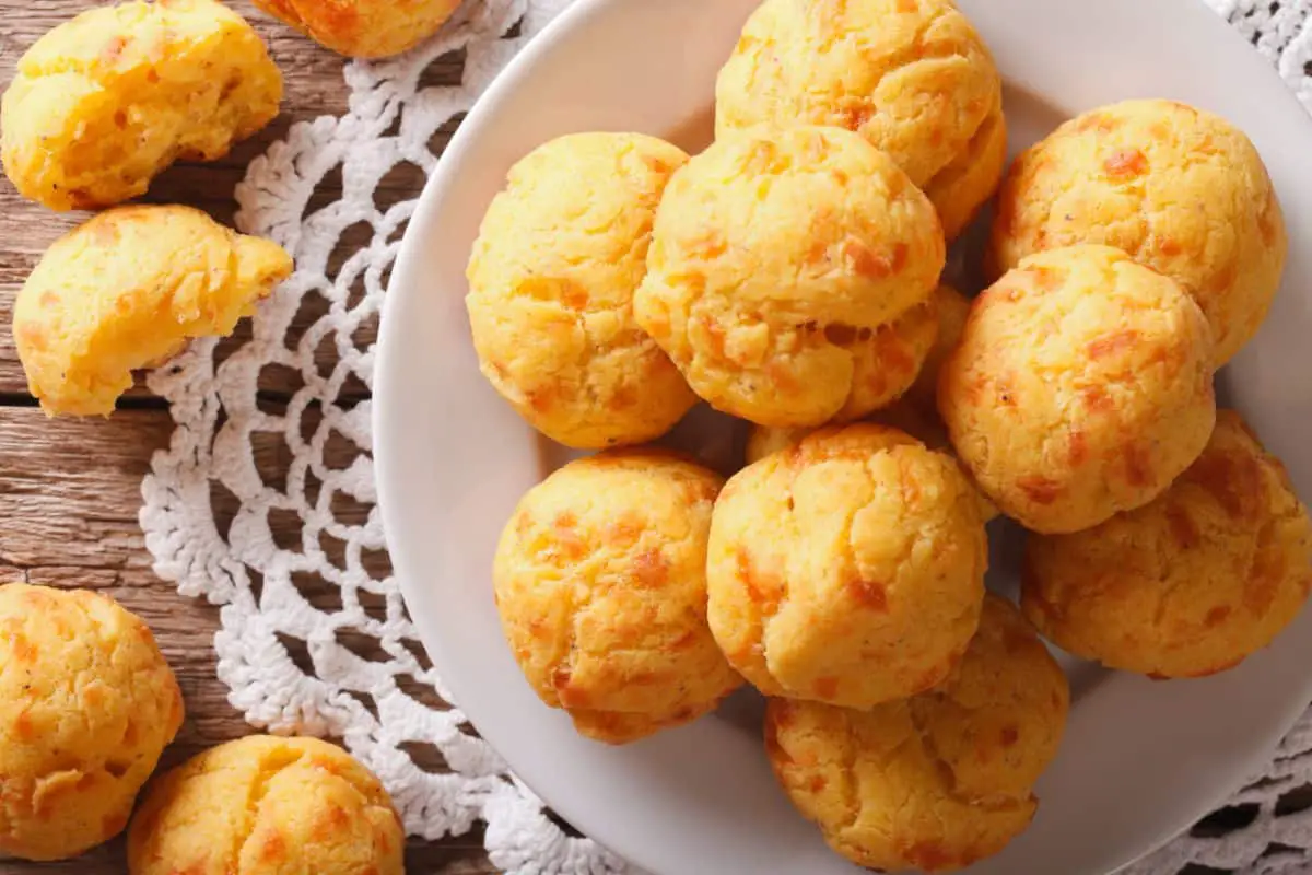 How to Make Cheese Puffs