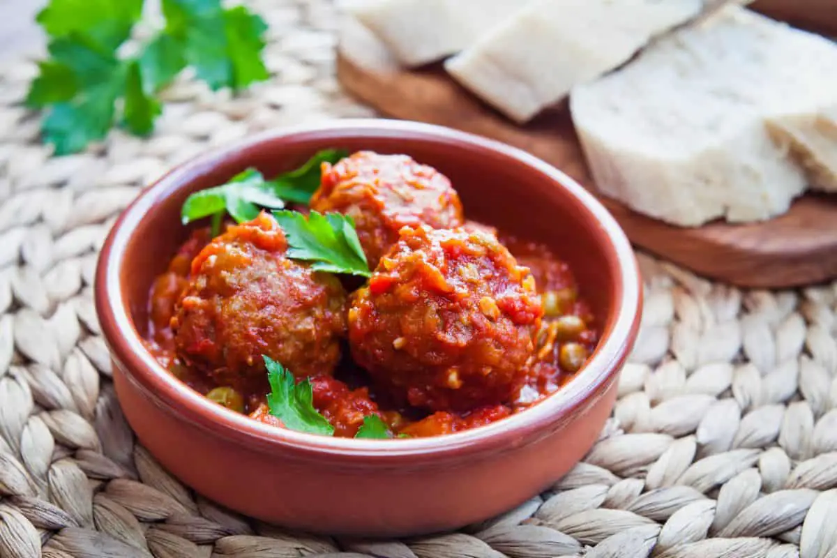 albondigas on bowl