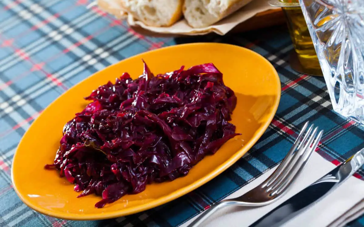 sauteed red cabbage