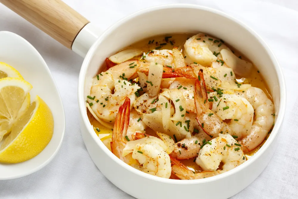 How to Make Garlic Butter Sauce for Seafood
