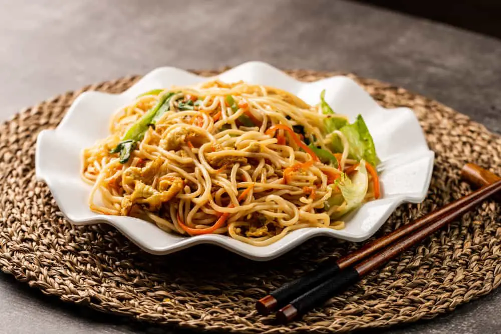 How to Make Authentic Lo Mein