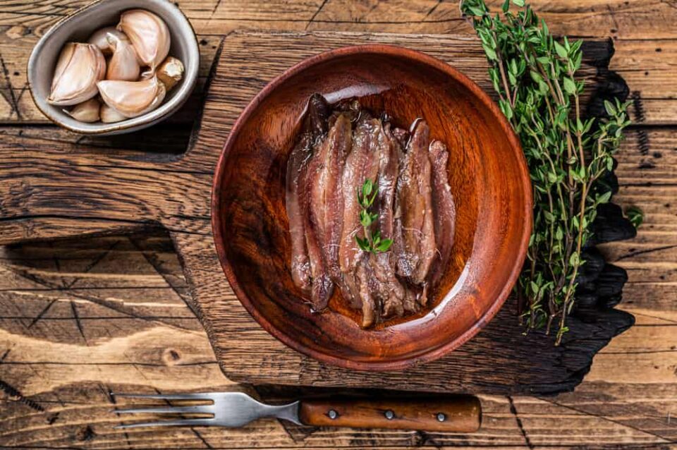 What Are Anchovies & How Do You Eat Anchovies