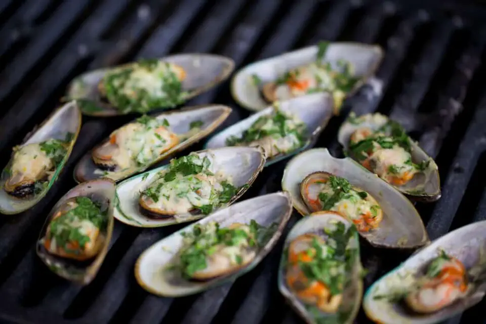 How To Grill Mussels - Method & Recipe