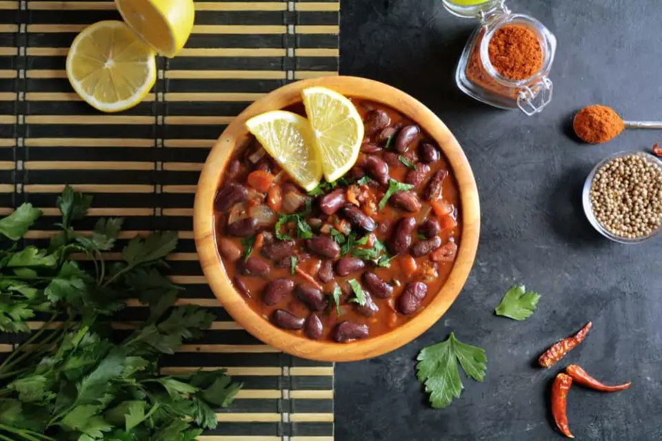 Dark or Light Kidney Beans: Which is Best for Chili?